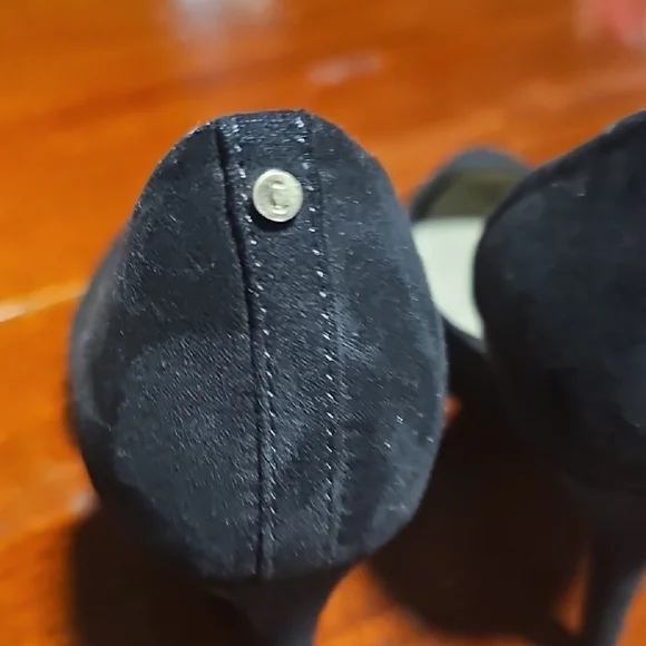 Circus by Sam Edelman Black Pointed Heels - Picture 4 of 10